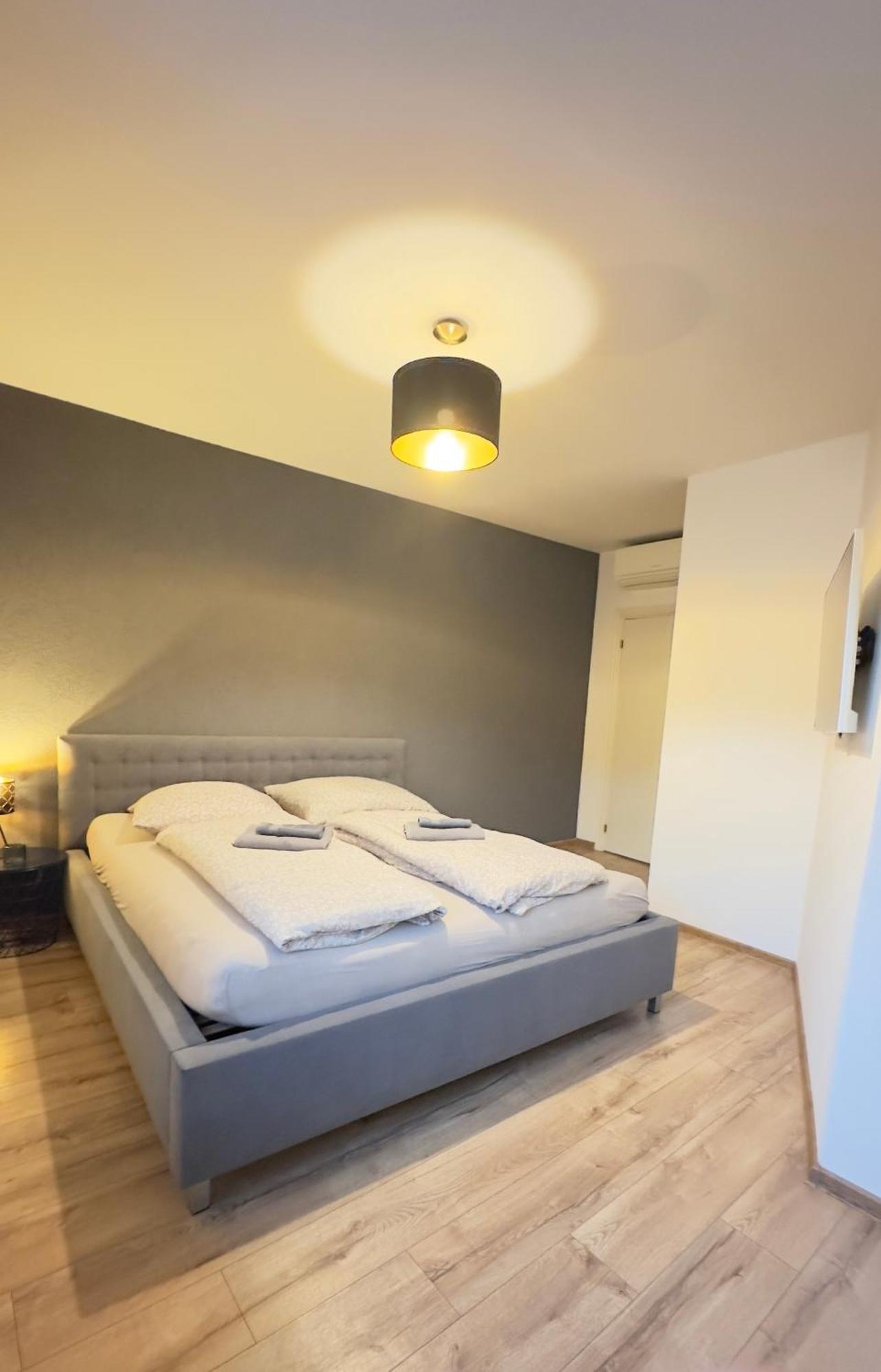 Apartman Vita Deluxe Trenčín Екстериор снимка